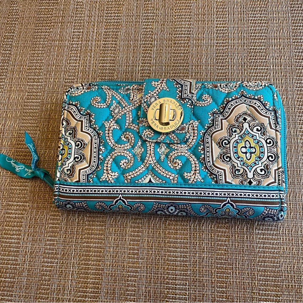 Vera Bradley Totally Turquoise Turnlock zip around wallet